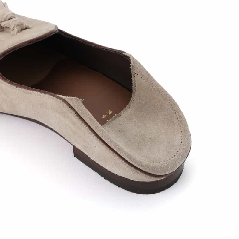 BARNEYS NEW YORK タッセルローファー BEIGE