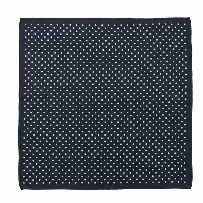 BARNEYS NEW YORK ドット柄ポケットチーフ NAVY