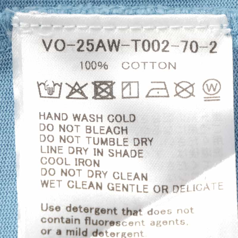 VOWELS VOWELS＜バウルズ＞ ロゴ入りTシャツ LIGHT BLUE