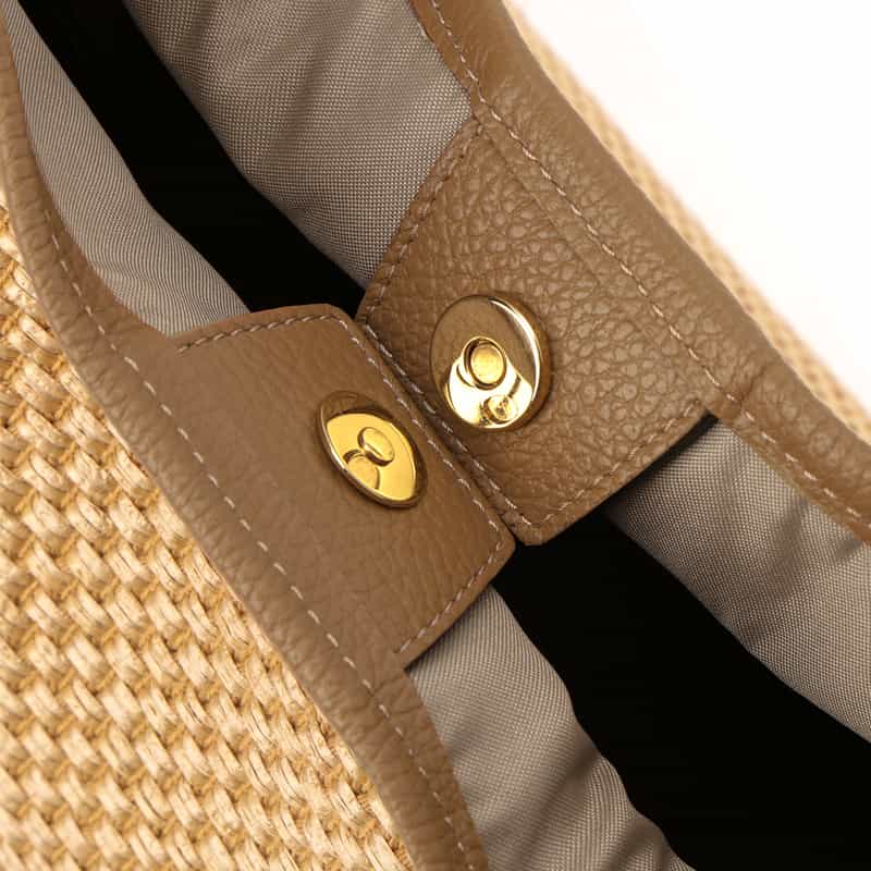 BARNEYS NEW YORK ワンショルダートートバッグ IVORY