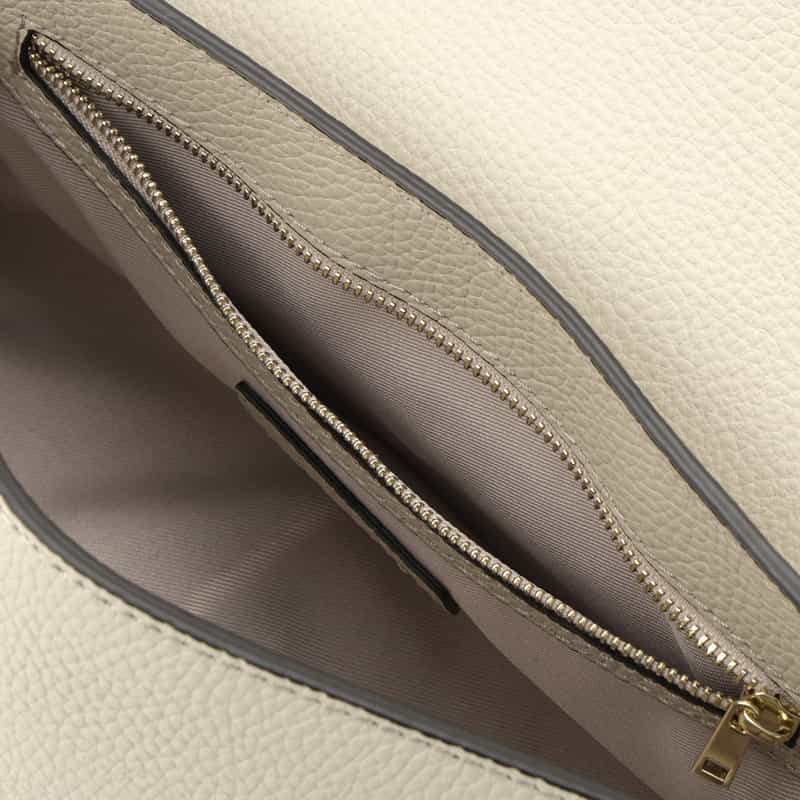 BARNEYS NEW YORK レザー ワンハンドル ミニショルダーバッグ IVORY