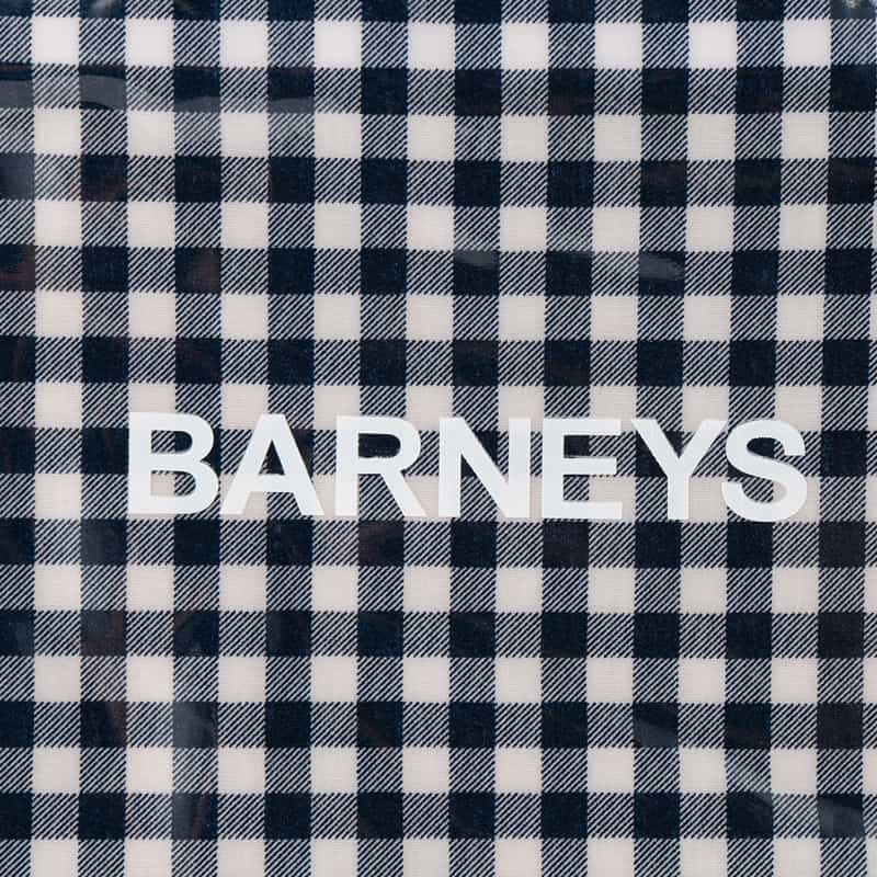 BARNEYS NEW YORK "BARNEYS" ロゴ入りPVCトートバッグ（L） NAVY
