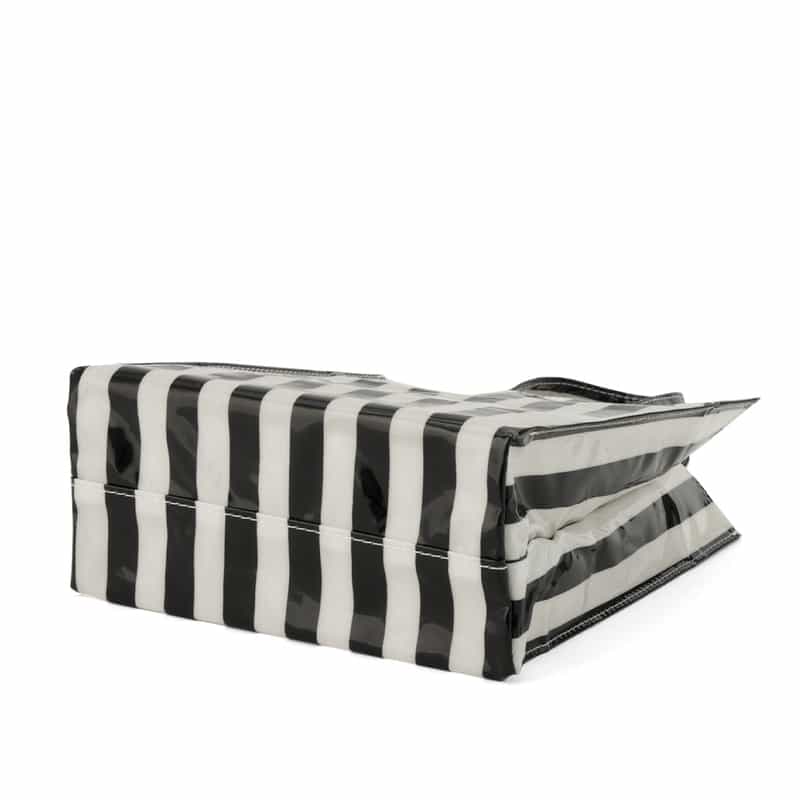 BARNEYS NEW YORK "BARNEYS" ロゴ入りPVCトートバッグ（M） BLACK