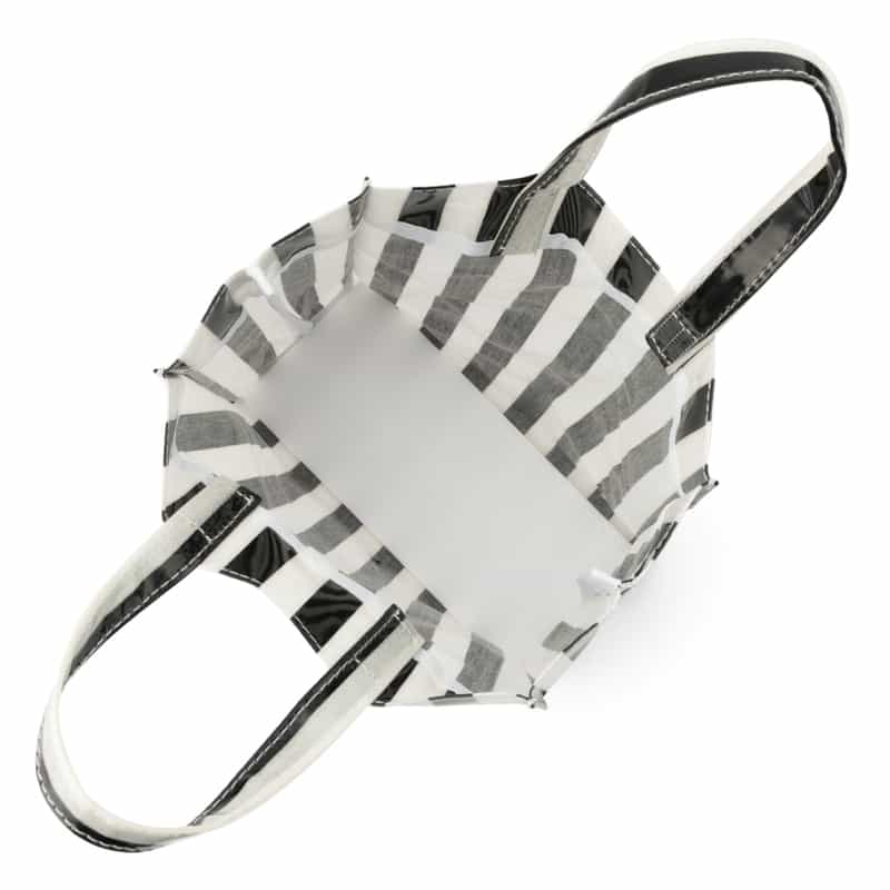 BARNEYS NEW YORK "BARNEYS" ロゴ入りPVCトートバッグ（M） BLACK