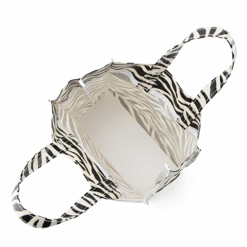 BARNEYS NEW YORK "BARNEYS" ロゴ入りPVCトートバッグ（M） WHITE