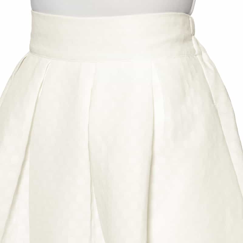 BARNEYS NEW YORK ウォッシャブル タック入りフレアスカート WHITE