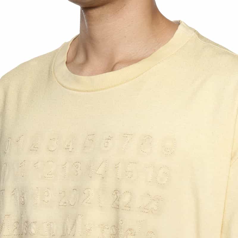 MAISON MARGIELA MAISON MARGLELA＜メゾンマルジェラ＞ ロゴ入りTシャツ LIGHT YELLOW