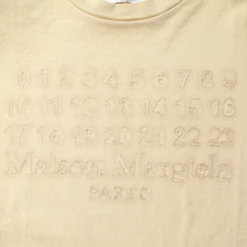 MAISON MARGIELA MAISON MARGLELA＜メゾンマルジェラ＞ ロゴ入りTシャツ LIGHT YELLOW