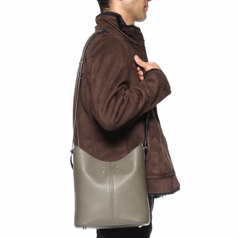 MAISON MARGIELA MAISON MARGLELA＜メゾンマルジェラ＞ ショルダーバッグ GRAY