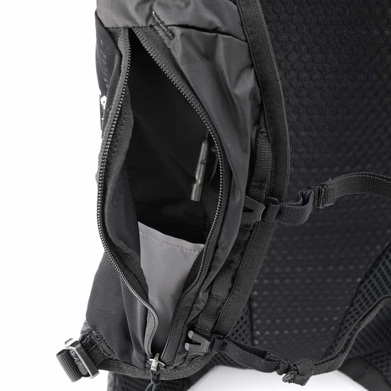 MM6 MAISON MARGIELA MM6 MAISON MARGIELA＜エムエム6 メゾン マルジェラ＞×SALOMON＜サロモン＞コラボレートバックパック BLACK