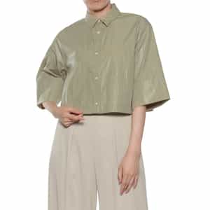 クロップドショートスリーブシャツ