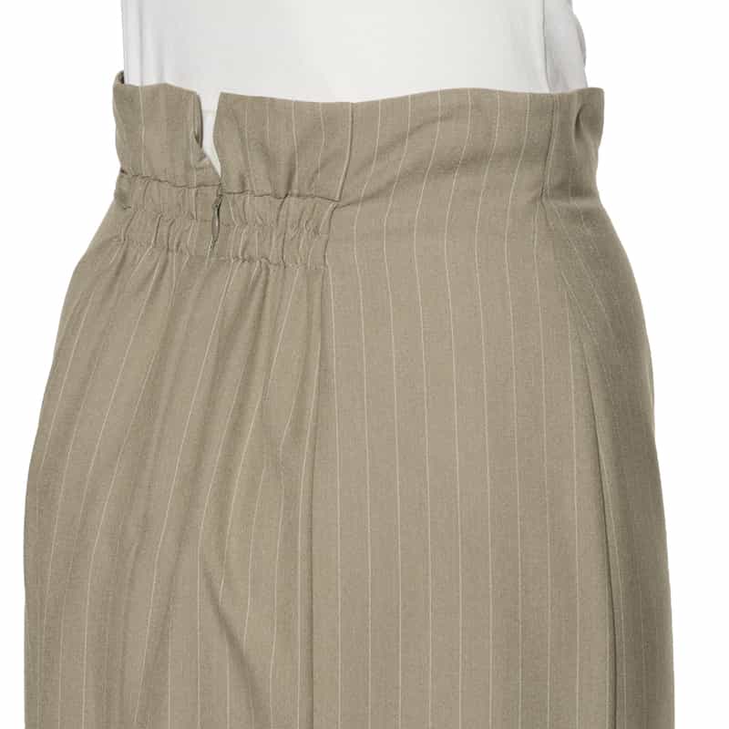 BARNEYS NEW YORK セットアップ サイドプリーツ入りラップスカート BEIGE