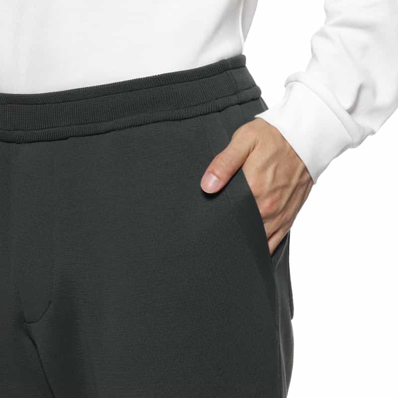 CFCL CFCL＜シーエフシーエル＞ ドローコード付テーパードニットパンツ DARK GRAY