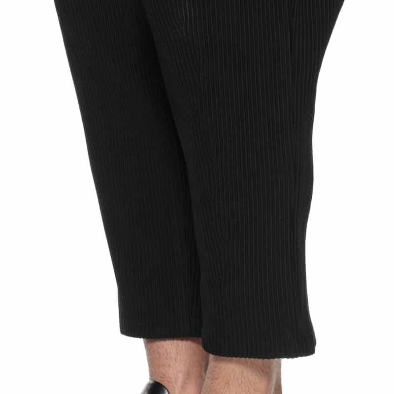 CFCL CFCL＜シーエフシーエル＞ テーパードパンツ BLACK