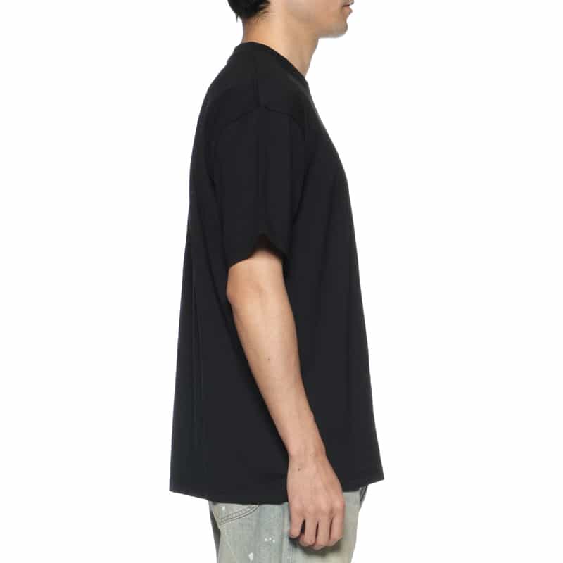CITY COUNTRY CITY CITY COUNTRY CITY ＜シティーカントリーシティー＞ ロゴ入りTシャツ BLACK
