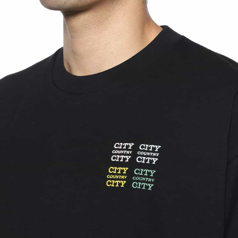 CITY COUNTRY CITY CITY COUNTRY CITY ＜シティーカントリーシティー＞ ロゴ入りTシャツ BLACK