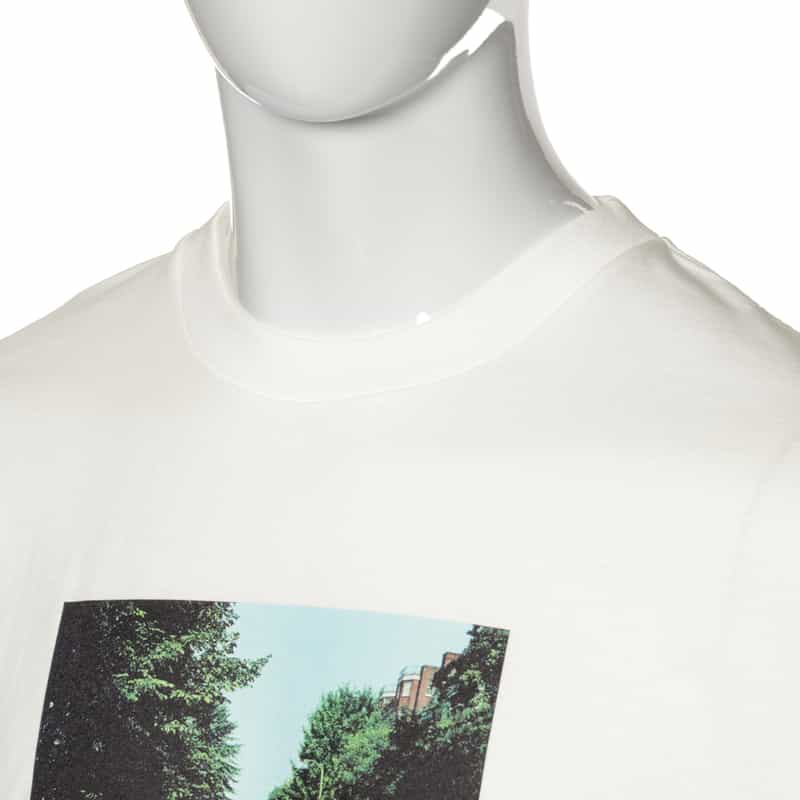 CITY COUNTRY CITY CITY COUNTRY CITY ＜シティー カントリー シティー＞プリントTシャツ WHITE