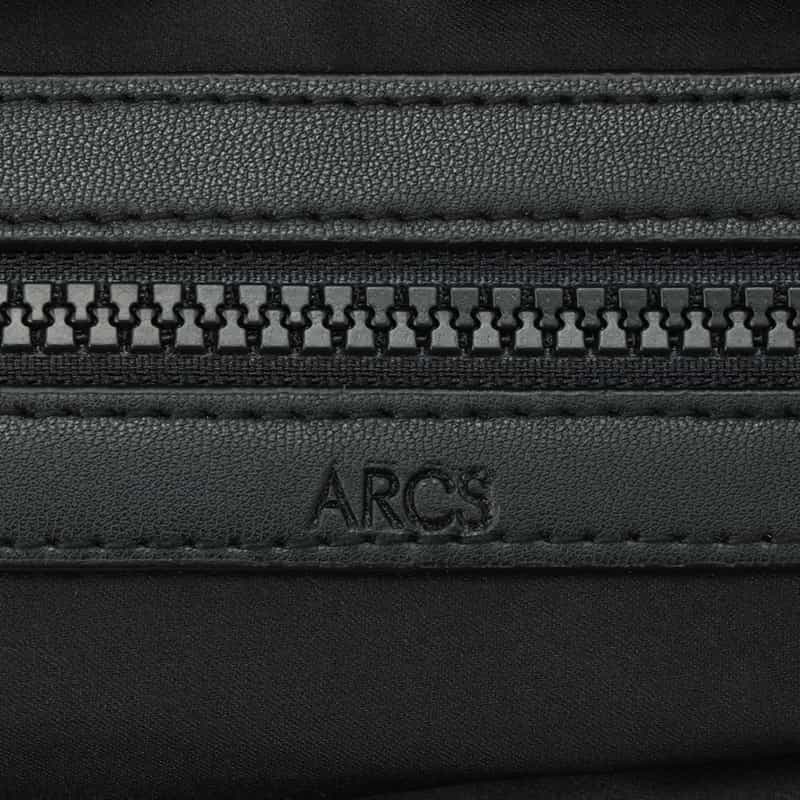 ARCS LONDON ARCS LONDON＜アークス ロンドン＞ スリングバッグ BLACK