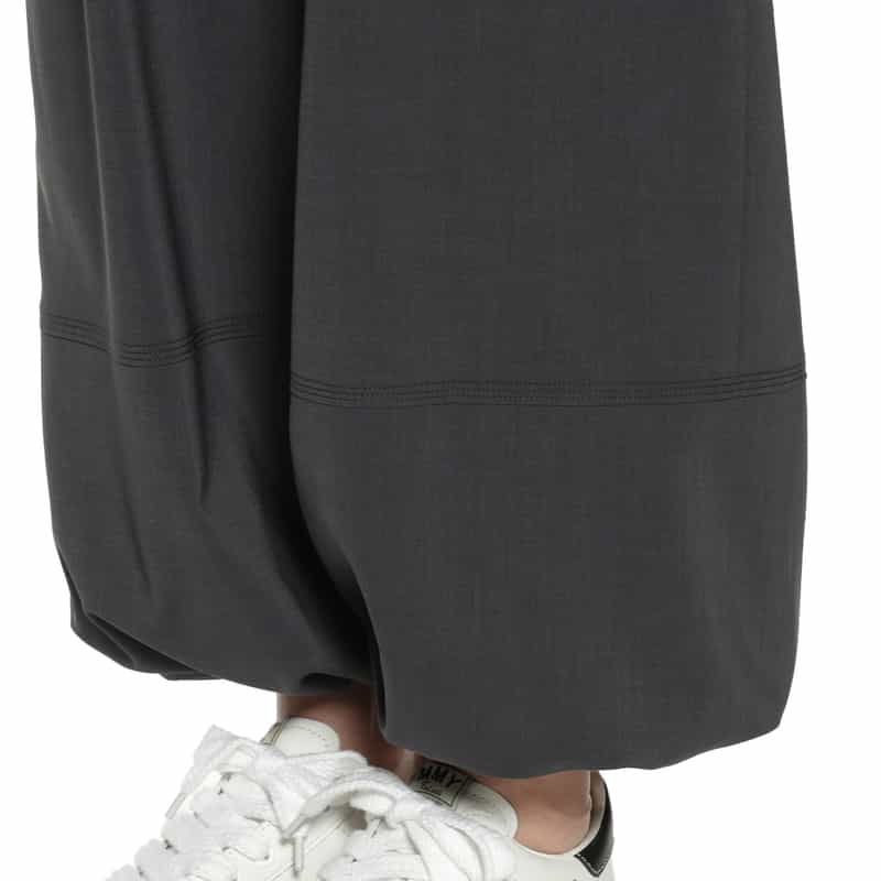 BARNEYS NEW YORK ウォッシャブル ドローストリング バルーンカーゴパンツ GRAY