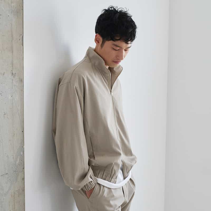 BARNEYS NEW YORK ストレッチライトブルゾン BEIGE