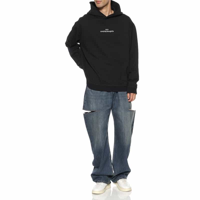 MAISON MARGIELA MAISON MARGLELA＜メゾンマルジェラ＞ ロゴ入りスウェットフーディ BLACK