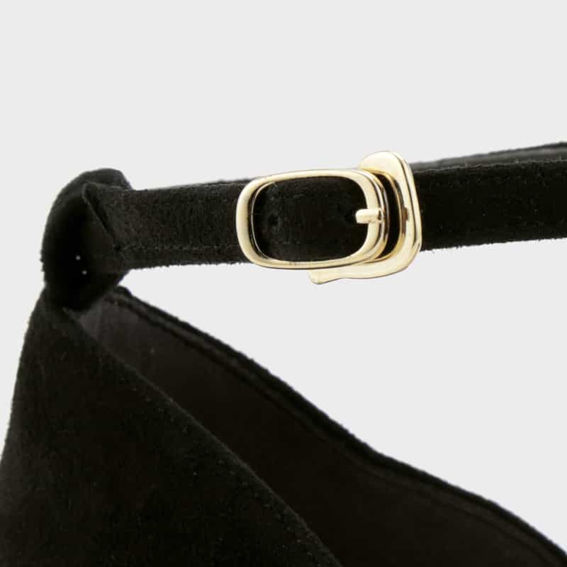 BARNEYS NEW YORK ストラップ付きフラットサンダル BLACK