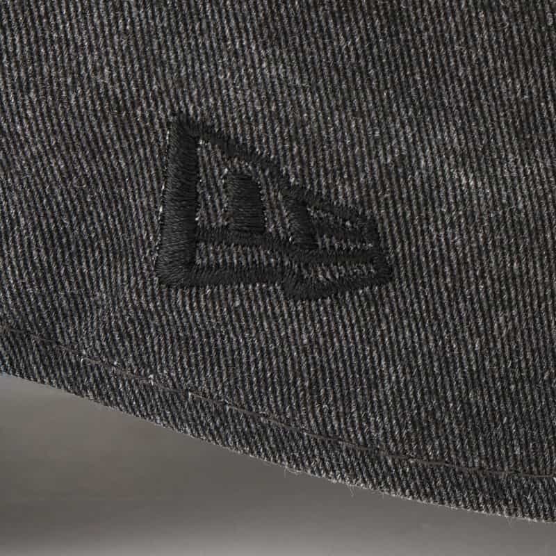 BARNEYS NEW YORK "BARNEYS" NEW ERAコラボレーション ヴィンテージ加工ロゴキャップ BLACK