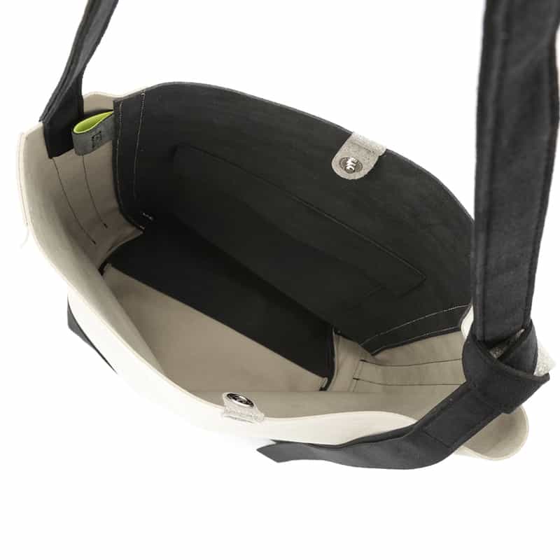 ZATTU ZATTU＜ザッツ＞ ショルダーバッグ "VITTO" IVORY