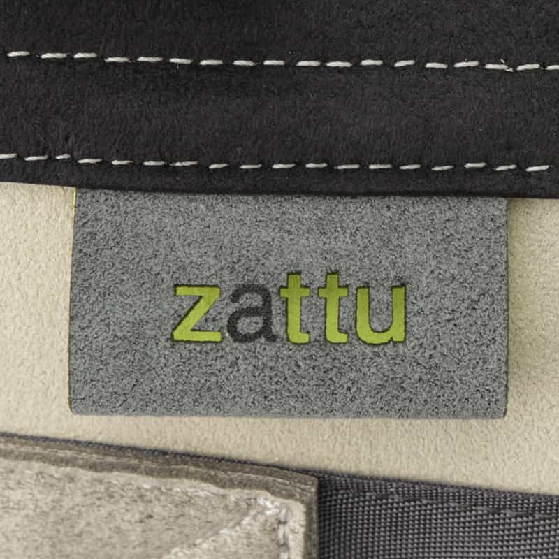 ZATTU ZATTU＜ザッツ＞ トートバッグ "KINAX"（M） IVORY