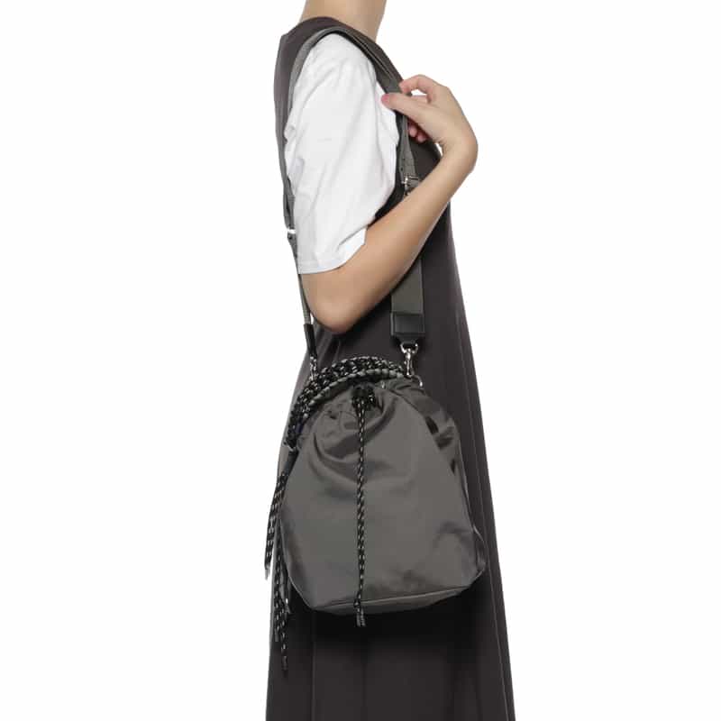 ZATTU ZATTU＜ザッツ＞ ハンドバッグ "LOWEE" DARK GRAY