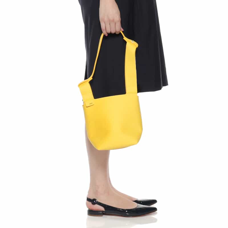 ZATTU ZATTU＜ザッツ＞ ハンドバッグ "CONCH MINI" YELLOW