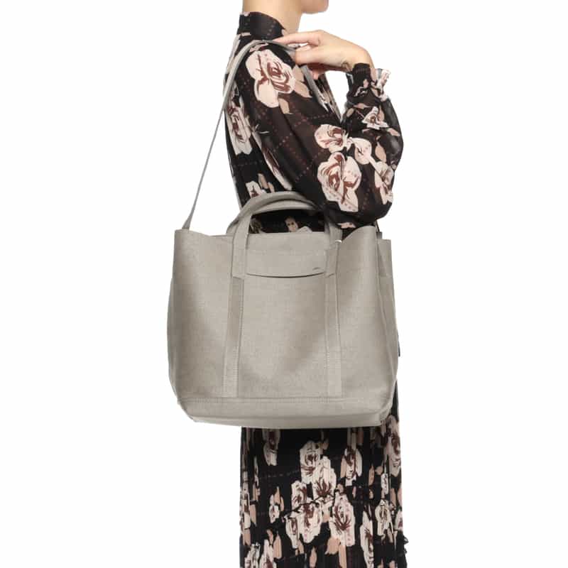 ZATTU ZATTU＜ザッツ＞ トートバッグ "KINAX" LIGHT GRAY
