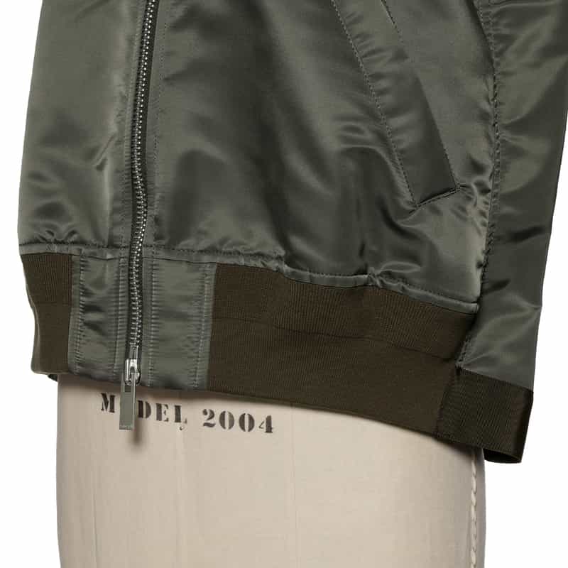 SACAI SACAI＜サカイ＞ナイロンツイルブルゾン TAUPE