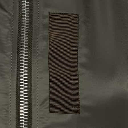 SACAI＜サカイ＞ハーフスリーブ ナイロンツイルブルゾン