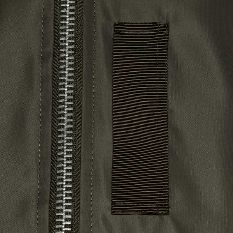 SACAI SACAI＜サカイ＞ナイロンツイルベスト TAUPE