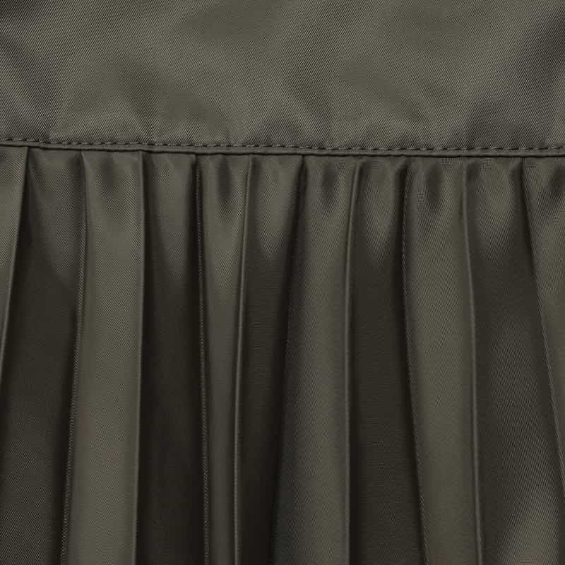 SACAI ナイロンツイル プリーツスカート TAUPE