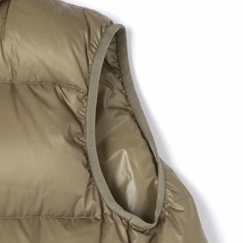 SACAI SACAI＜サカイ＞ パファーベスト BEIGE