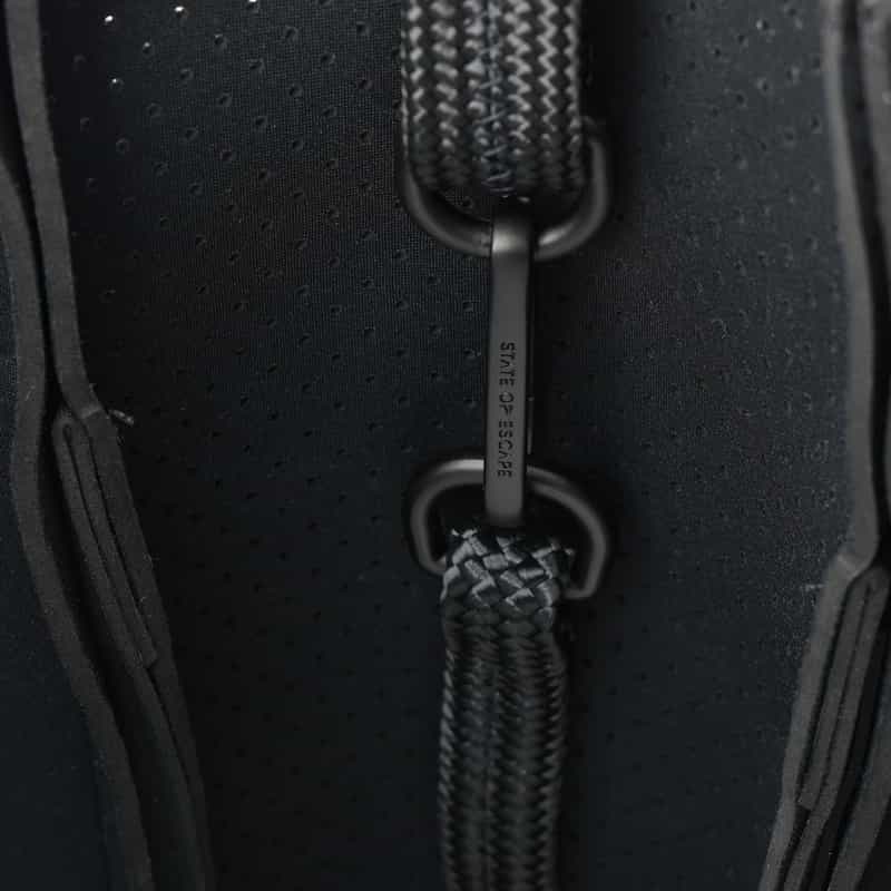 STATE OF ESCAPE STATE OF ESCAPE＜ステート オブ エスケープ＞ トートバッグ BLACK