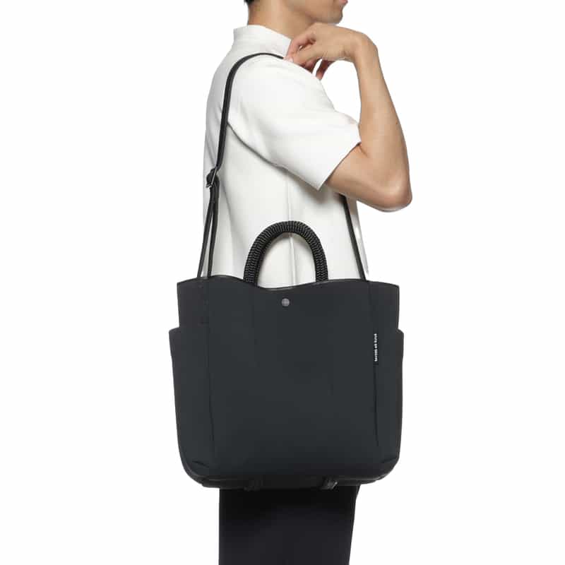 STATE OF ESCAPE STATE OF ESCAPE＜ステート オブ エスケープ＞ トートバッグ BLACK