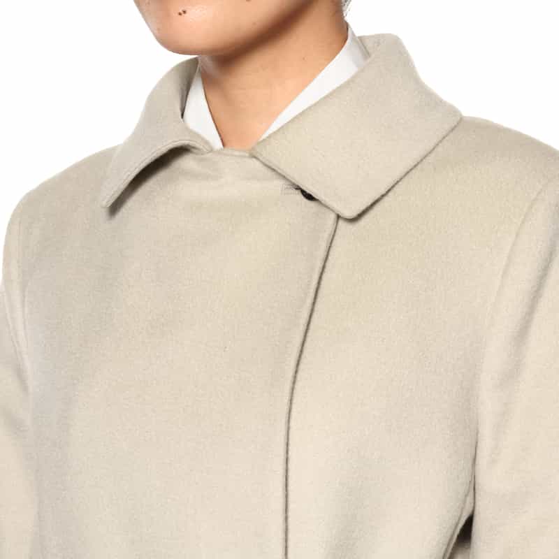 BARNEYS NEW YORK カシミヤ素材 ベルテッドダブルコート BEIGE