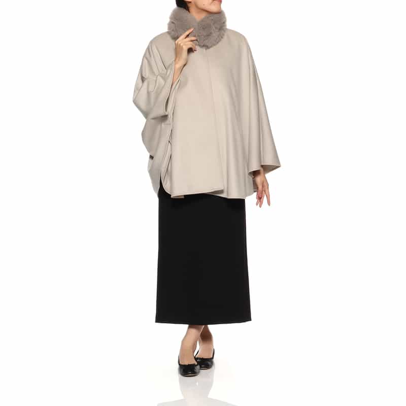 BARNEYS NEW YORK フォックスファー付きカシミ素材ヤケープコート BEIGE