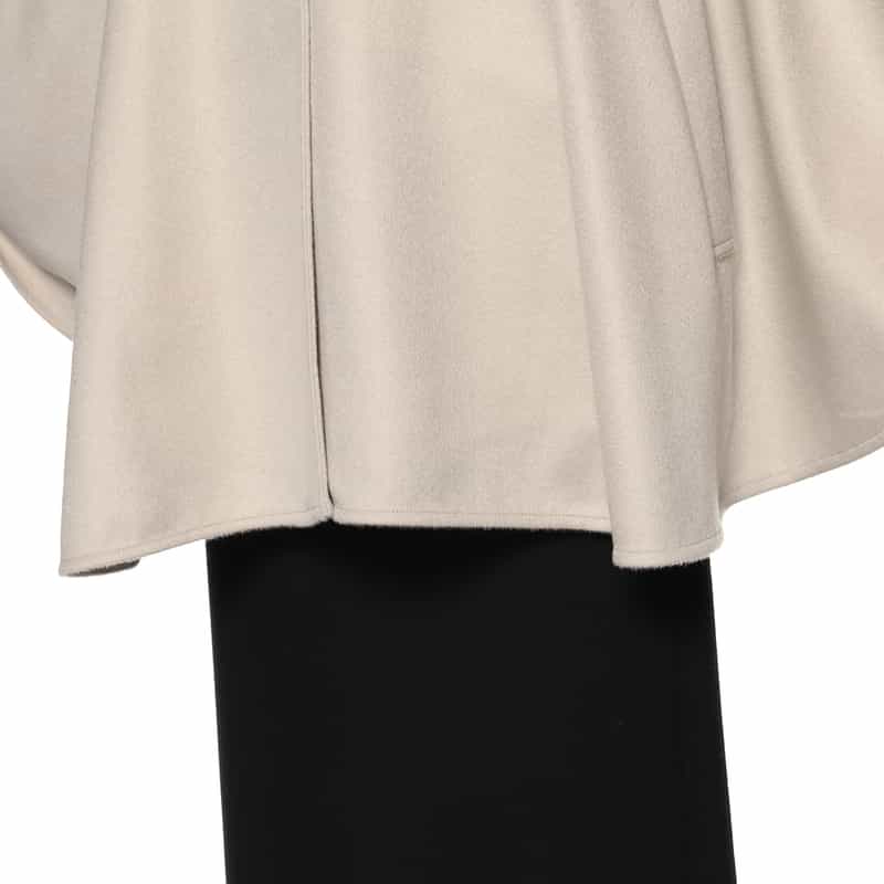 BARNEYS NEW YORK フォックスファー付きカシミ素材ヤケープコート BEIGE