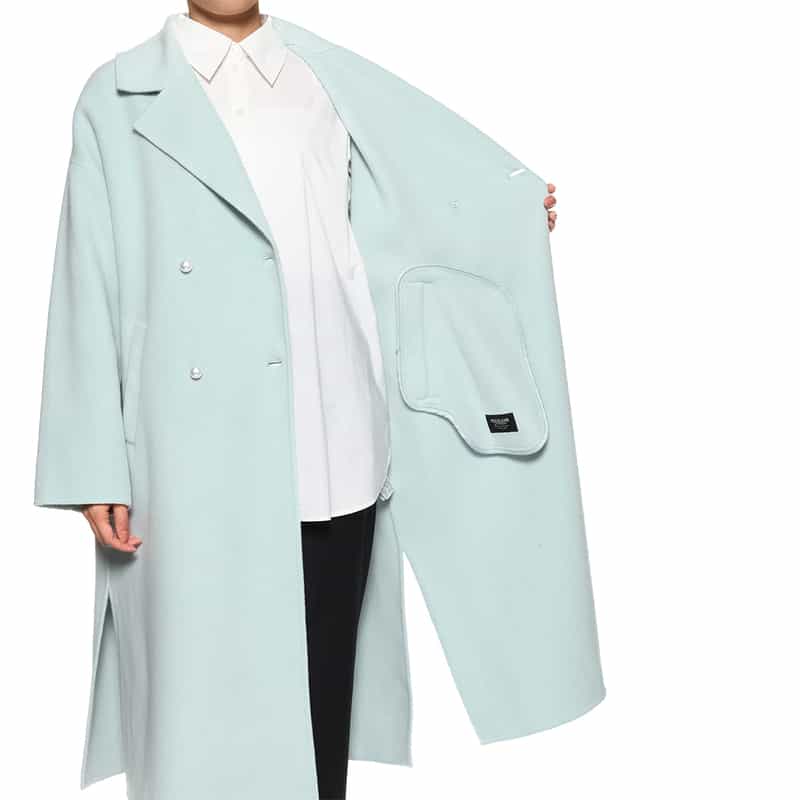 BARNEYS NEW YORK パールボタン ダブルロングコート LIGHT GREEN