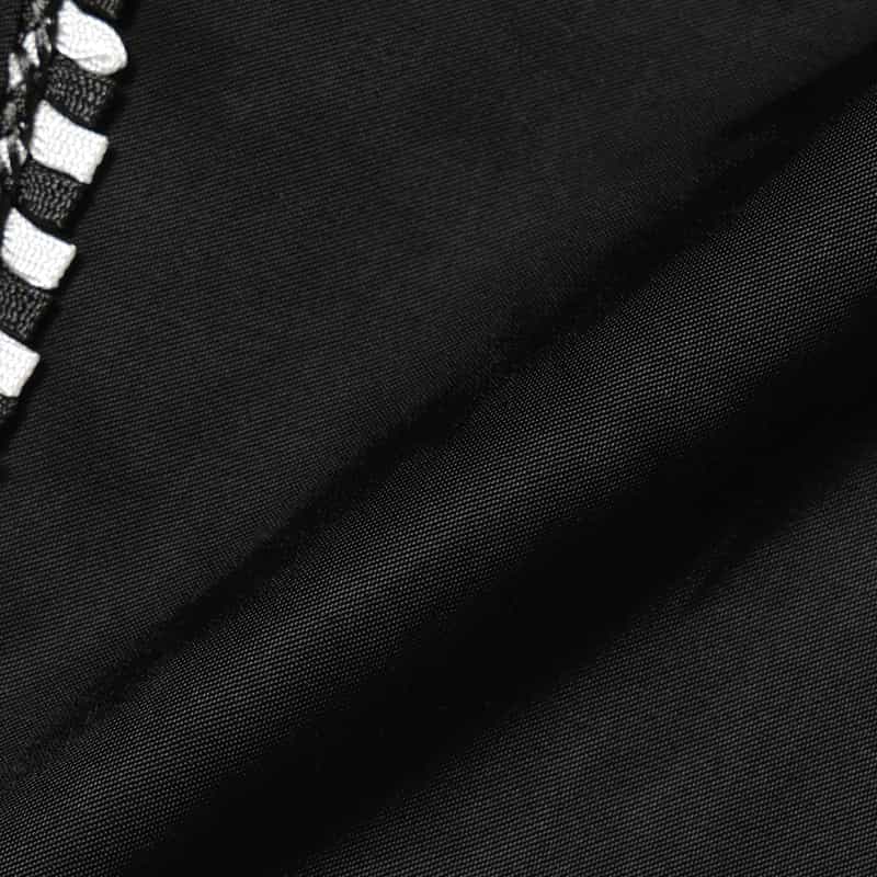 BARNEYS NEW YORK BARNEYS NEW YORK designed by TOMOHIRO KONNO 刺繍入りショートパンツ BLACK