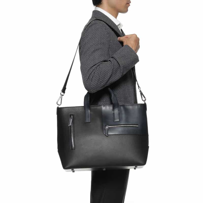 BIAGINI BIAGINI＜ビアジーニ＞ ショルダーストラップ付トートバッグ BLACK