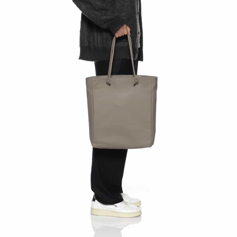 BARNEYS NEW YORK ソフトレザートートバッグ GRAY