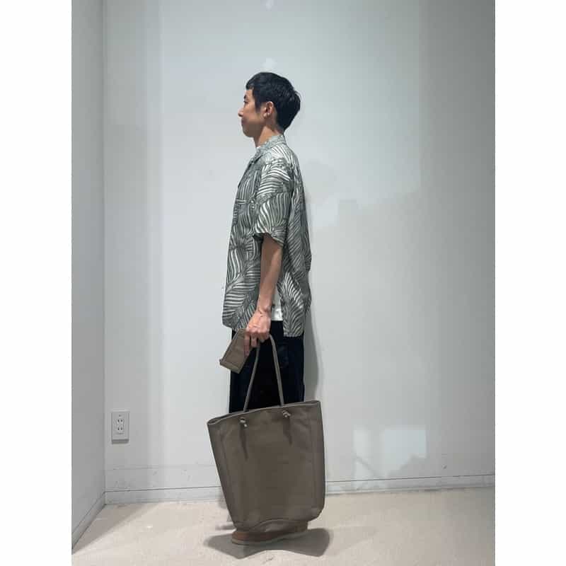 BARNEYS NEW YORK ソフトレザートートバッグ GRAY