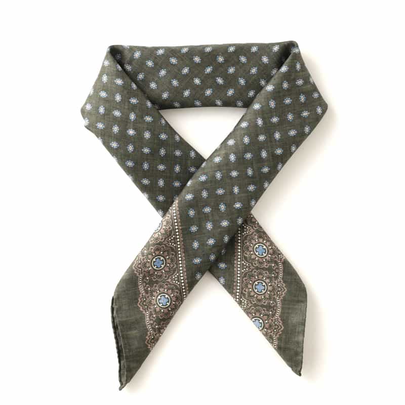 BARNEYS NEW YORK 小紋柄シルクスカーフ KHAKI