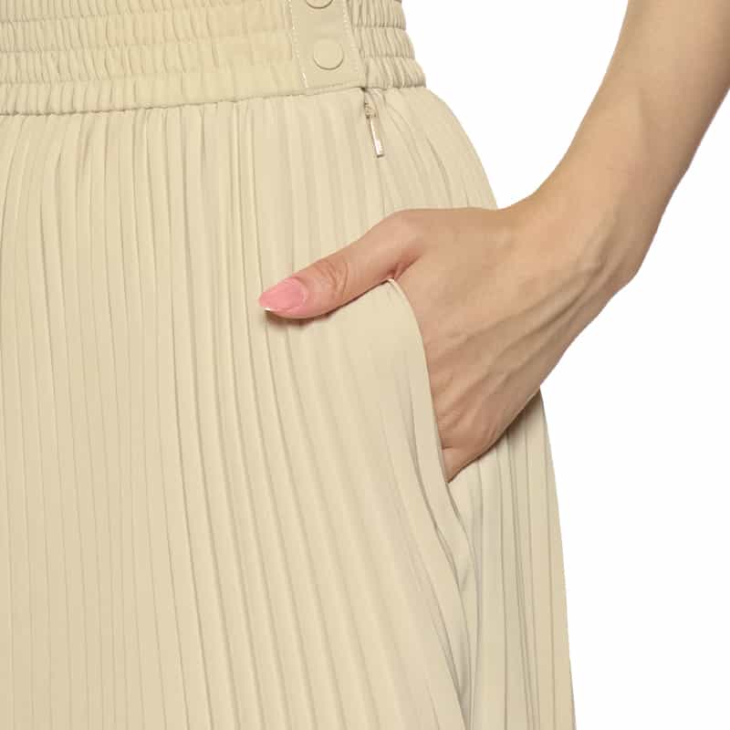 HYKE HYKE＜ハイク＞ プリーツスカート IVORY