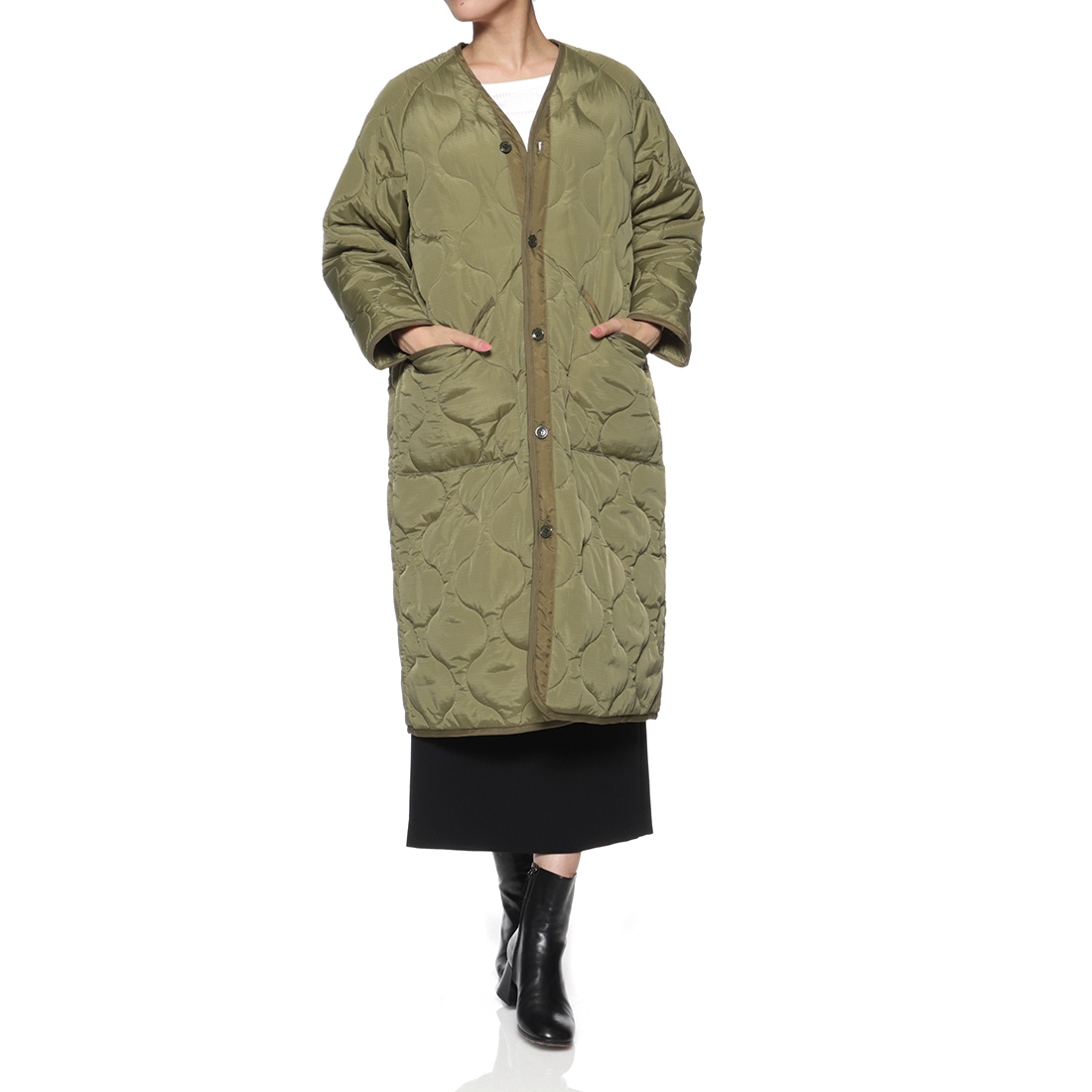 HYKE ＜ハイク＞ ノーカラーキルティングコート